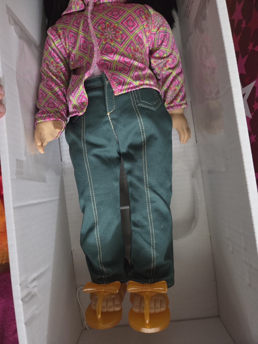 Retired Ivy American Girl Doll Box - Dark Pink and White - Picture 6 of 7